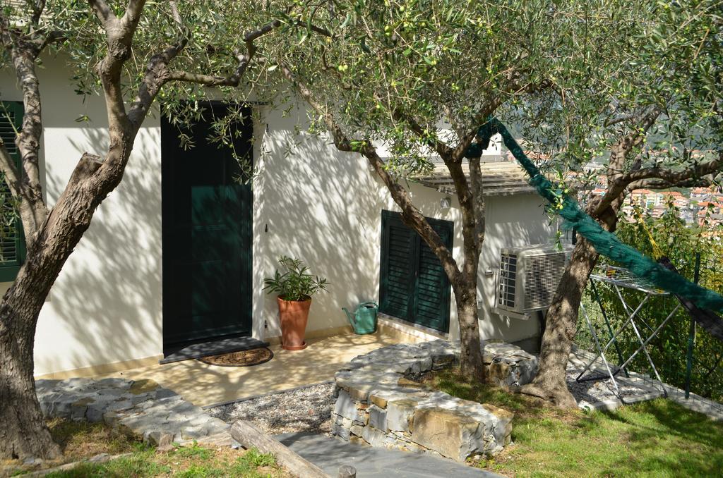 Agri Bed - L'Affittacamere In Collina - Guest Room On The Hill Lavagna Kamer foto