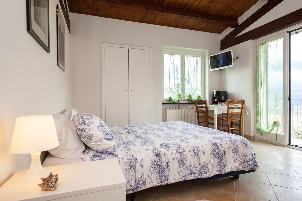 Agri Bed - L'Affittacamere In Collina - Guest Room On The Hill Lavagna Buitenkant foto